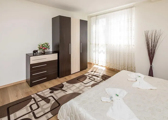 Ivadoni Appartement *